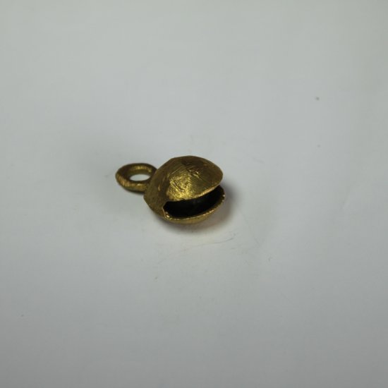 indische Schelle oval 18 mm - zum Schließen ins Bild klicken